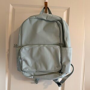 New Lululemon Everywhere Backpack 22L PLCN SHOK